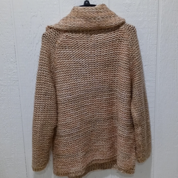 Chunky loose knit cowl neck sweater medium - Picture 6 of 9